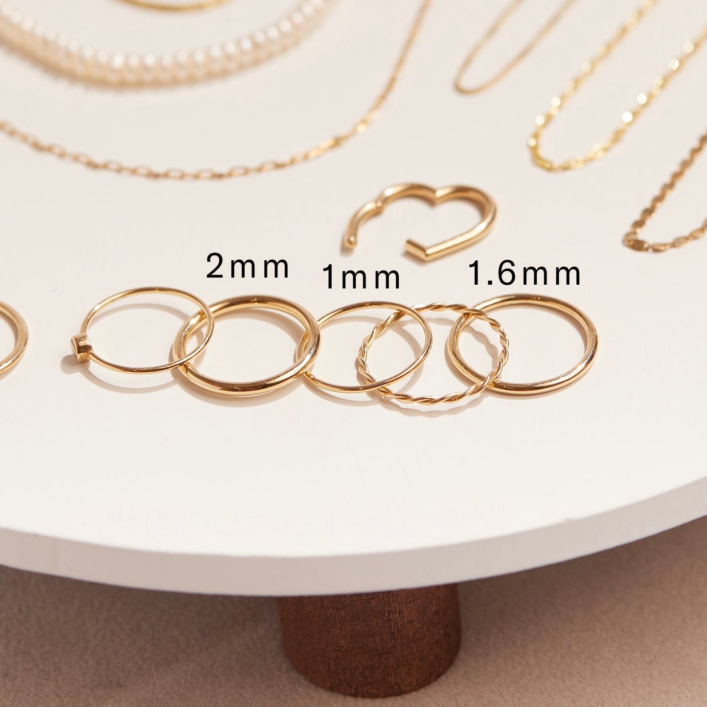 1.6mm Round Wire Stacking Band - Lotus Diamond