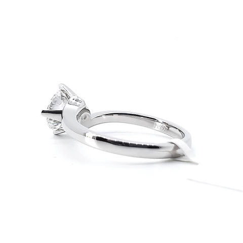 18K 4Prongs Twist Lotus Diamond