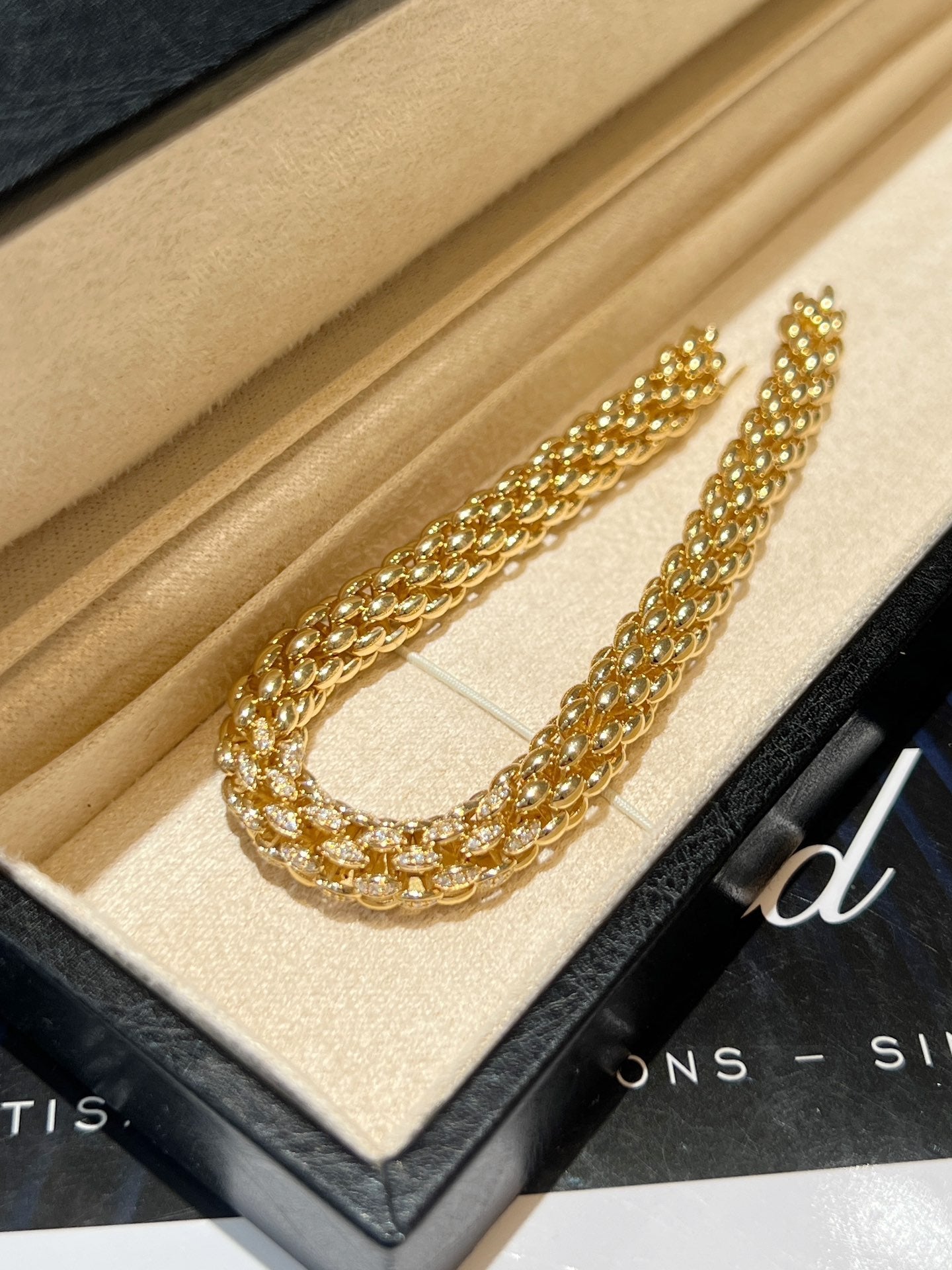 18k gold gilt diamond bracelet - Lotus Diamond