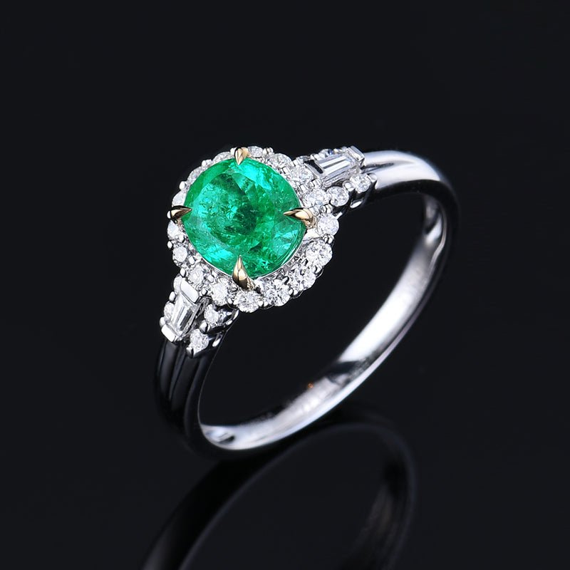 18k gold natural vivid green emerald ring - Lotus Diamond