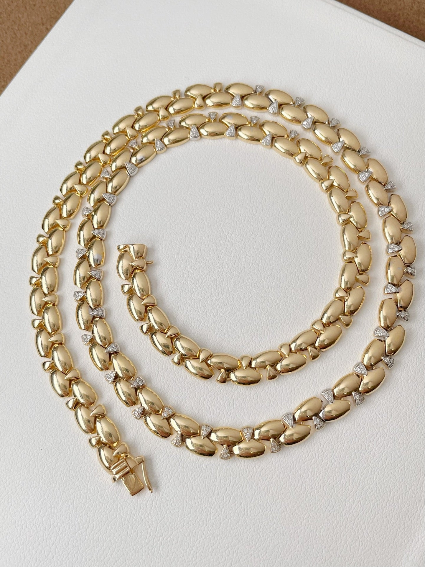 18k gold SPAR drill choker - Lotus Diamond