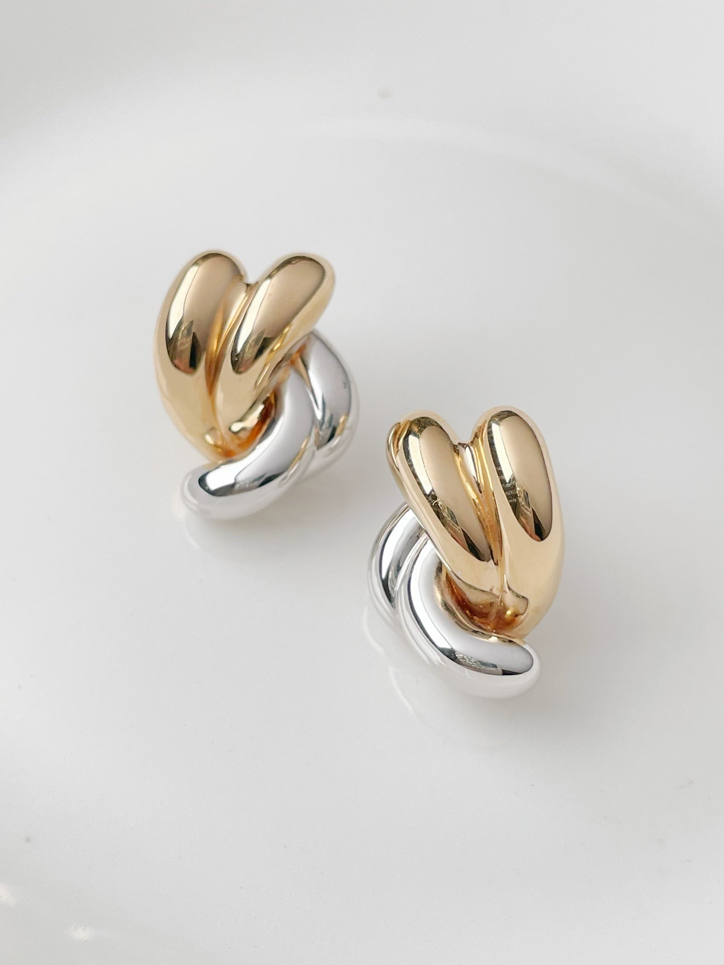 18k gold two - tone earrings - Style B - Lotus Diamond