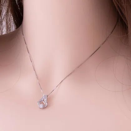Abstract line shackle 18K diamond Pendant - Lotus Diamond