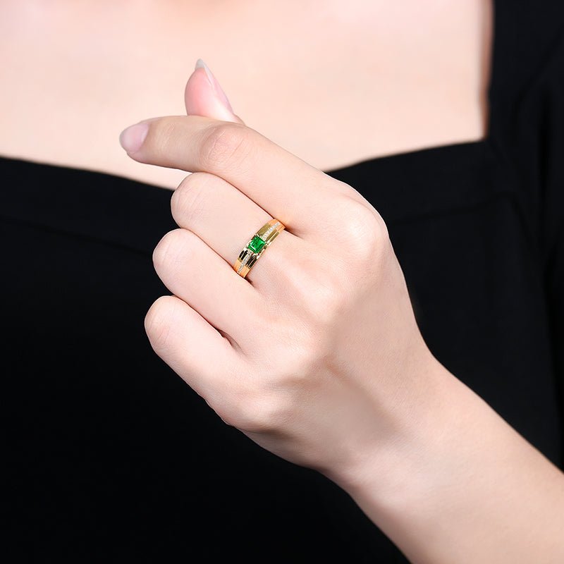 Afghan natural emerald ring - Lotus Diamond