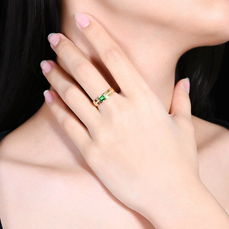 Afghan natural emerald ring - Lotus Diamond