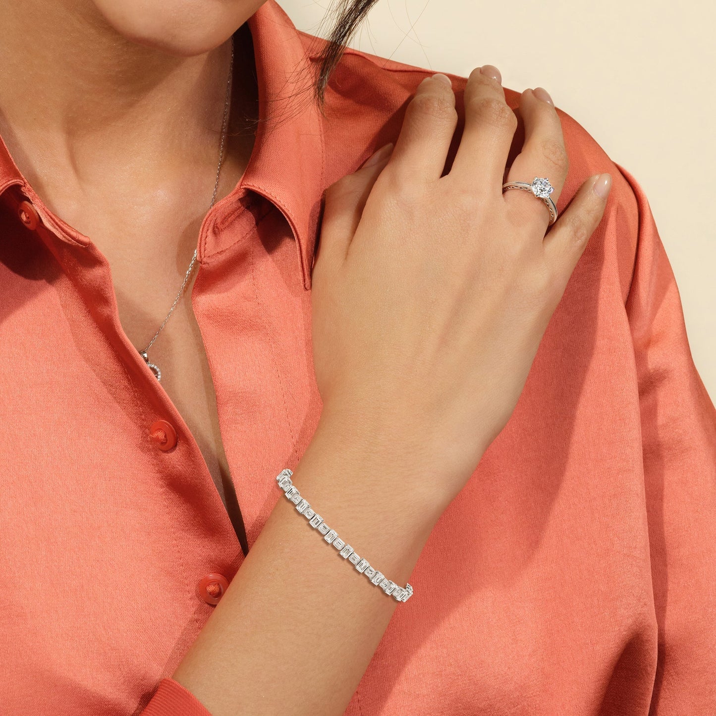 Alternating Bezeled Emerald Tennis Bracelet - Lotus Diamond