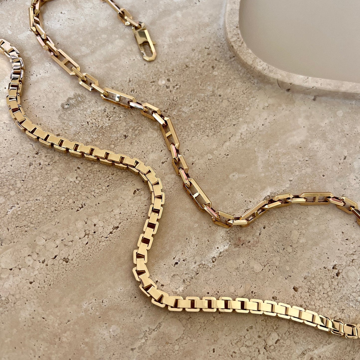 Beveled Link Statement Chain Necklace - Lotus Diamond