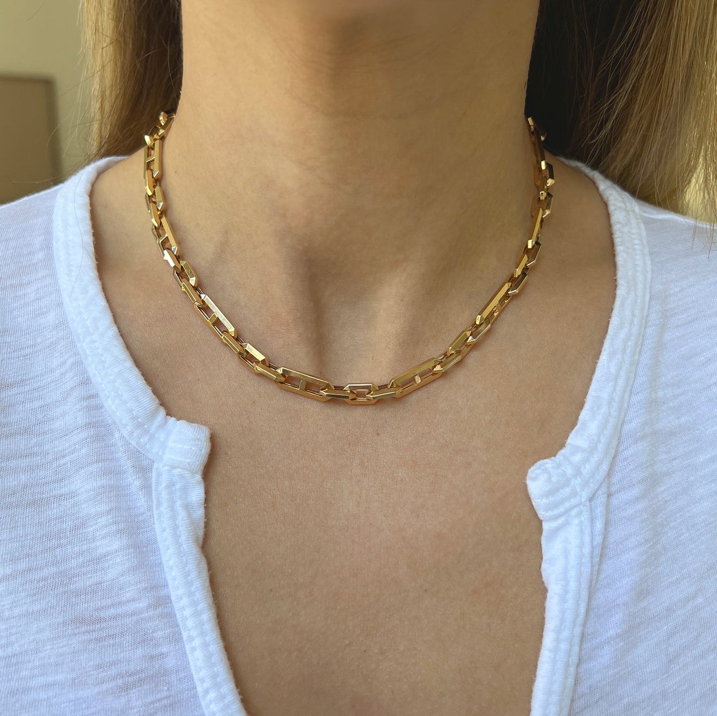 Beveled Link Statement Chain Necklace - Lotus Diamond