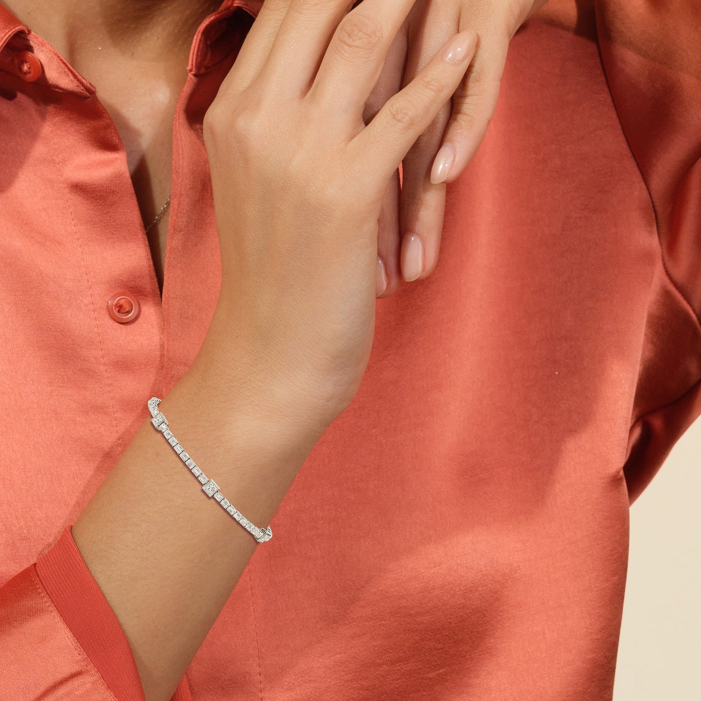 Bezeled Princess Station with Emeralds Tennis Bracelet - Lotus Diamond