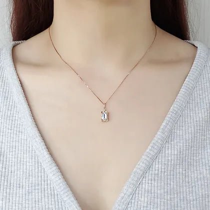 Classic rose gold diamond Pendant - Lotus Diamond