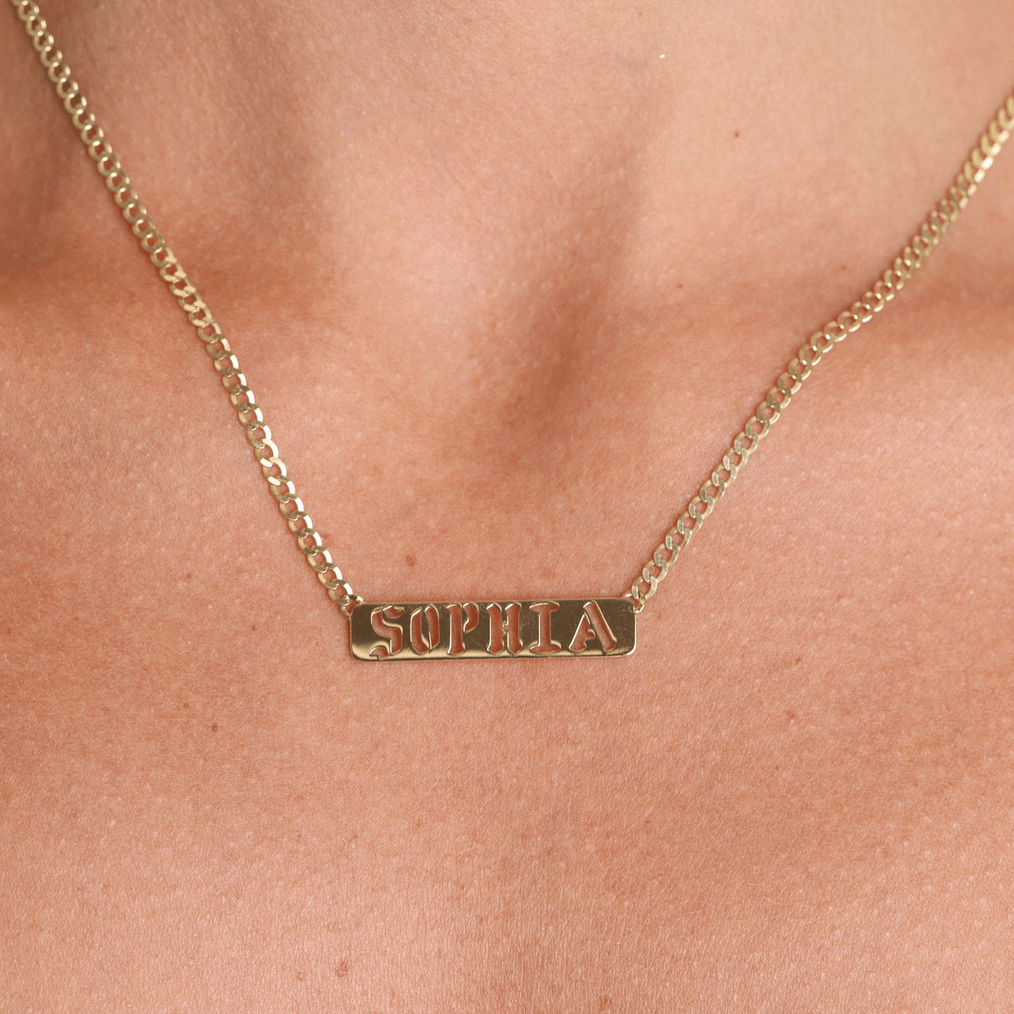 Cuban Link Custom Nameplate Necklace - Lotus Diamond