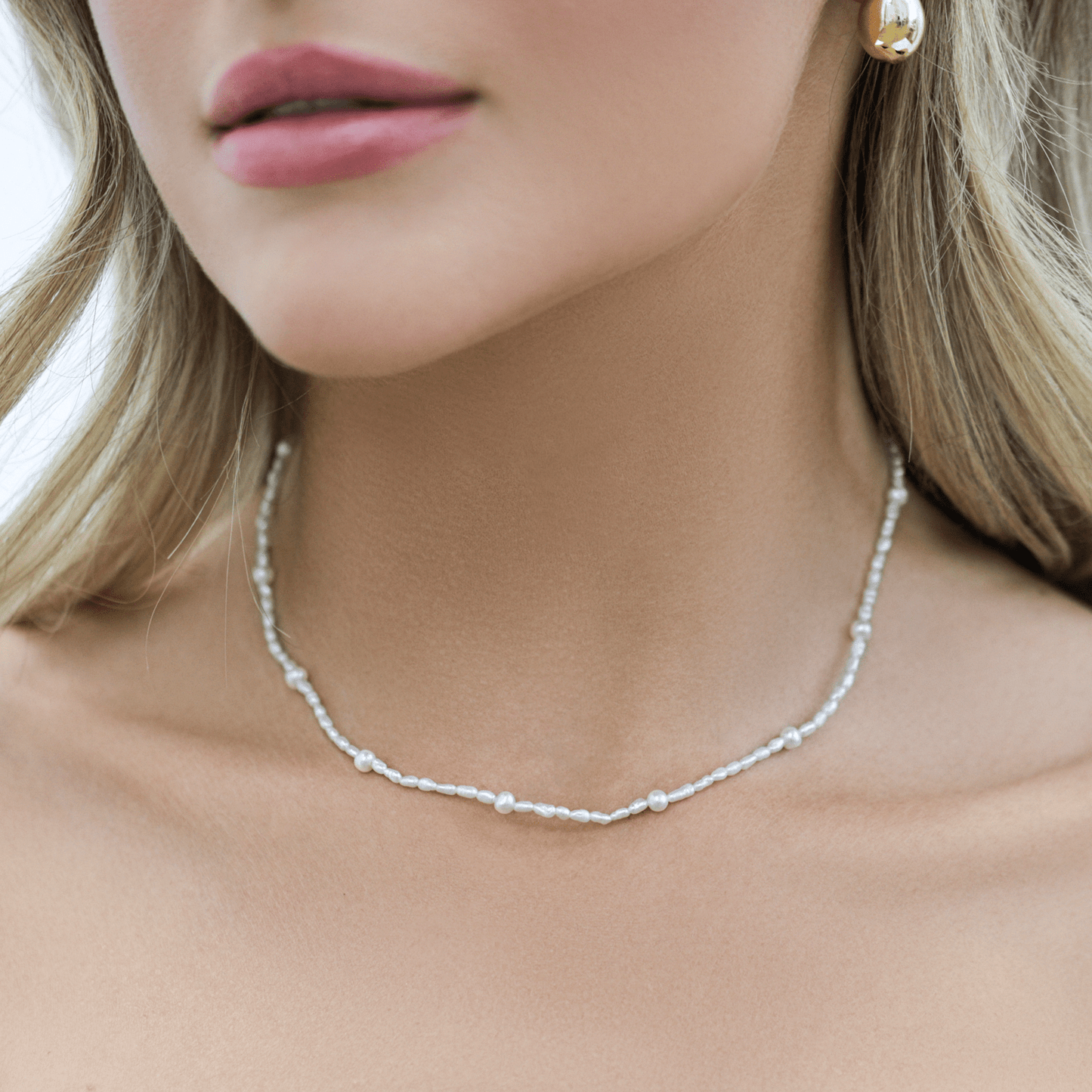 Dainty Pearl Station Necklace - Lotus Diamond