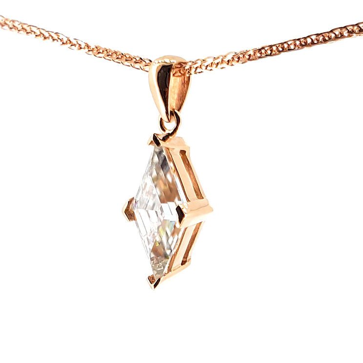 Diamond 18K Gold Necklace Pendant - Lotus Diamond