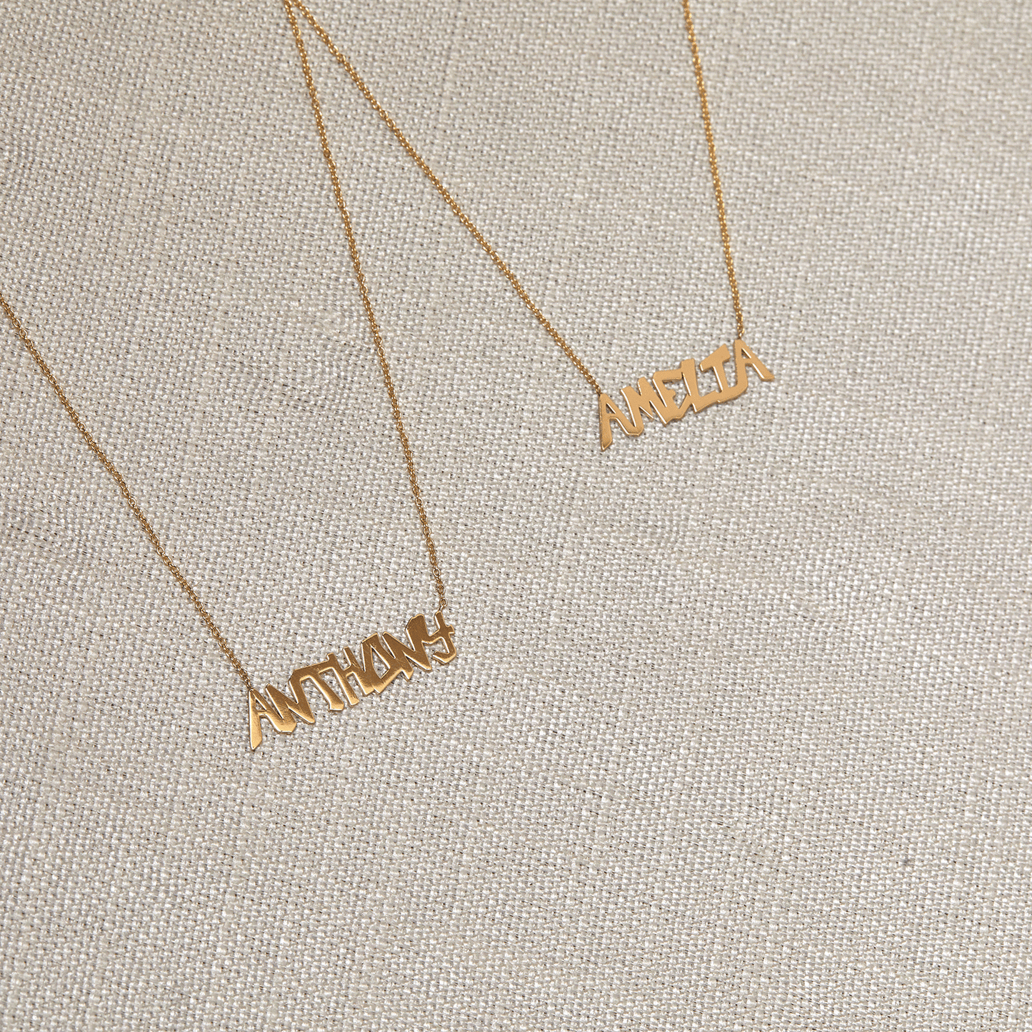 Graffiti Name Necklace - Lotus Diamond