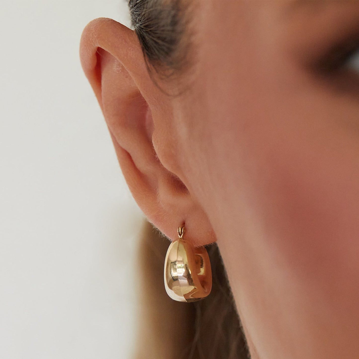 Hailey Large Chunky Hoops - Lotus Diamond