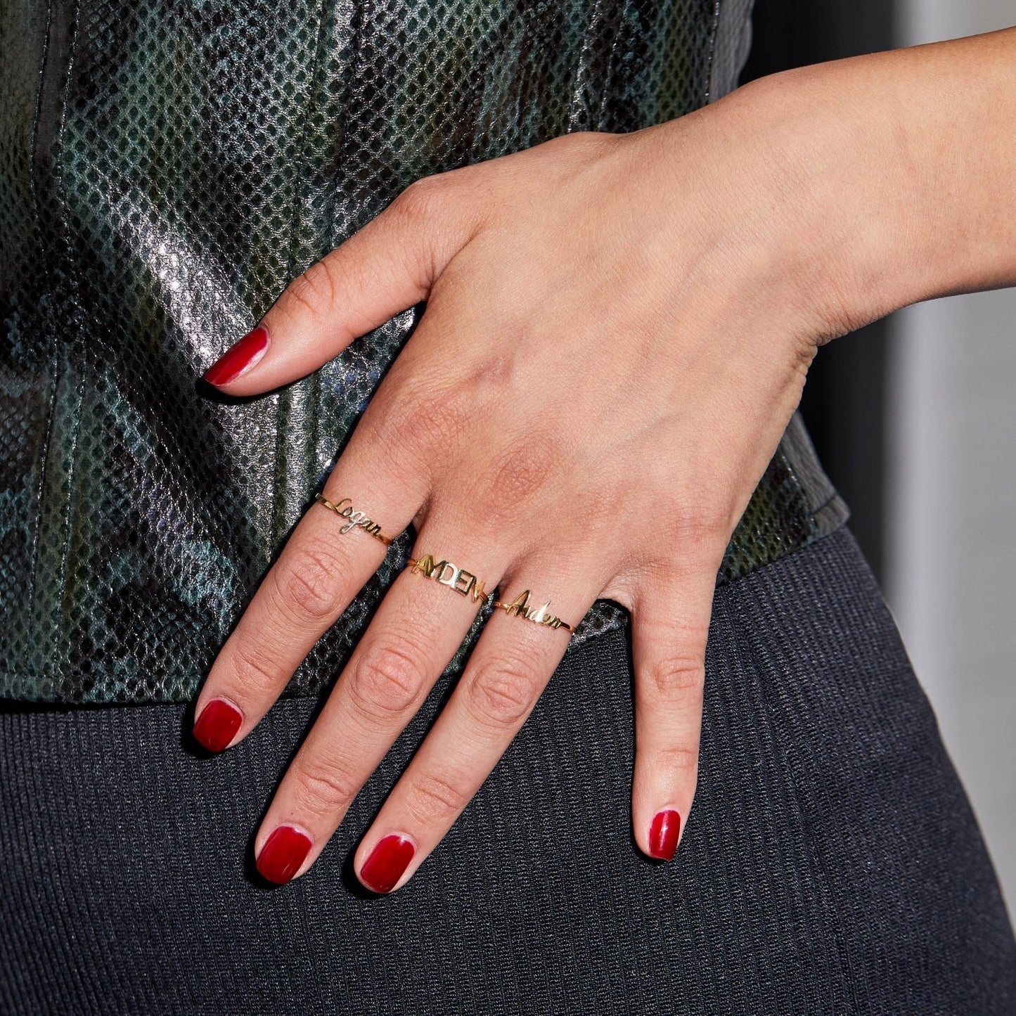 Linear Name Ring - Lotus Diamond