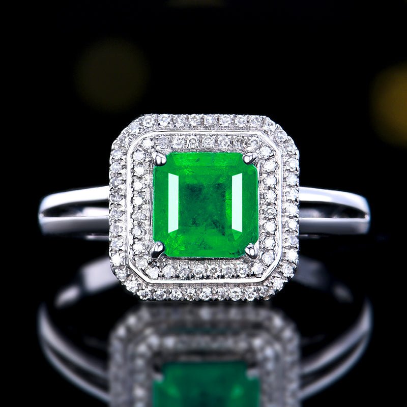 Natural Colombian Emerald Ring - Style D - Lotus Diamond