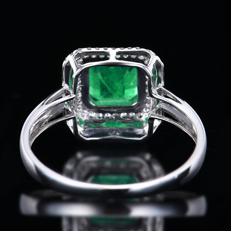 Natural Colombian Emerald Ring - Style D - Lotus Diamond