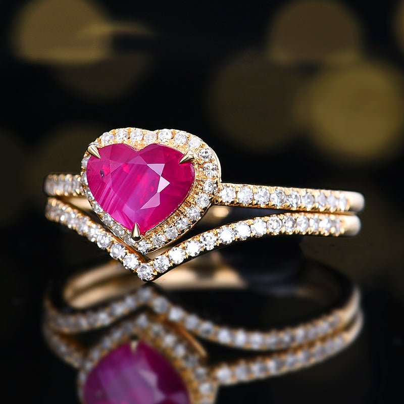 Natural unburned ruby heart ring in 18k gold - Lotus Diamond
