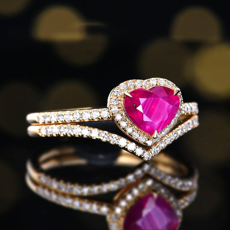 Natural unburned ruby heart ring in 18k gold - Lotus Diamond