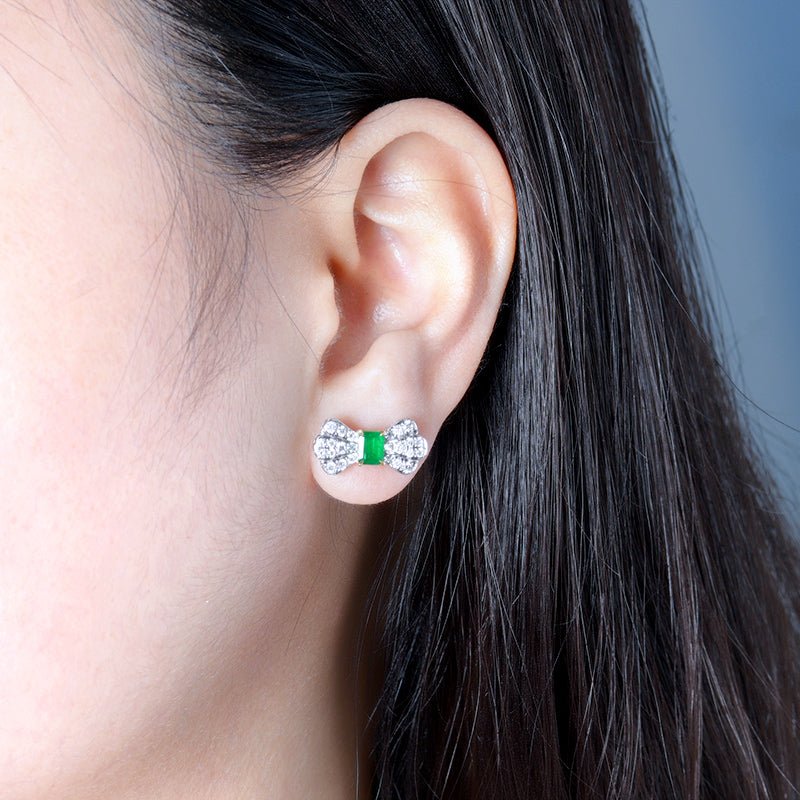 Natural vivid green emerald stud earrings - Lotus Diamond