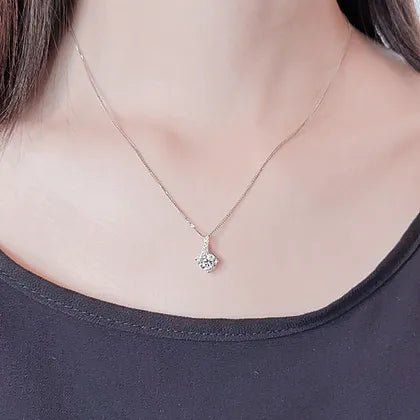 Ribbon diamond Pendant - Lotus Diamond