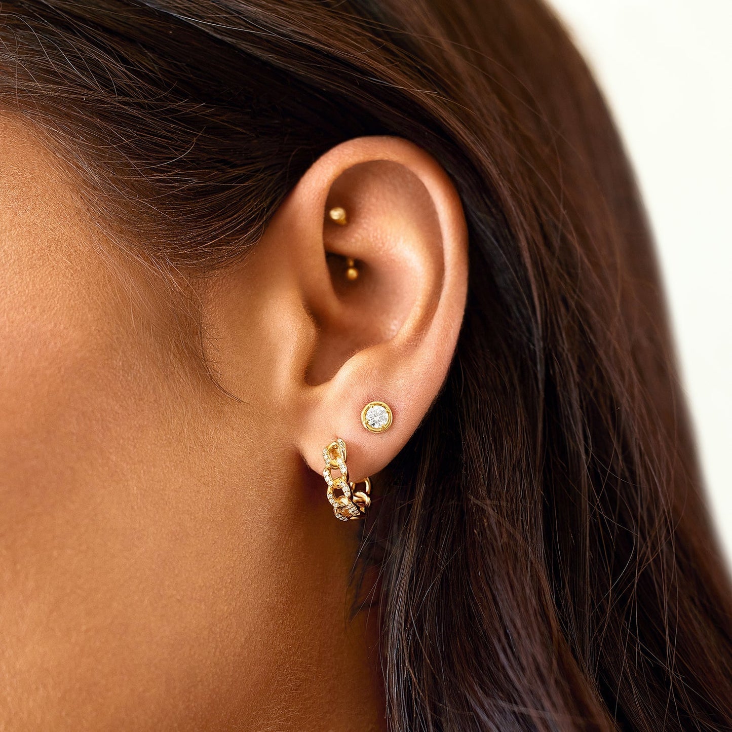 Round Diamond Stud Earrings - Lotus Diamond