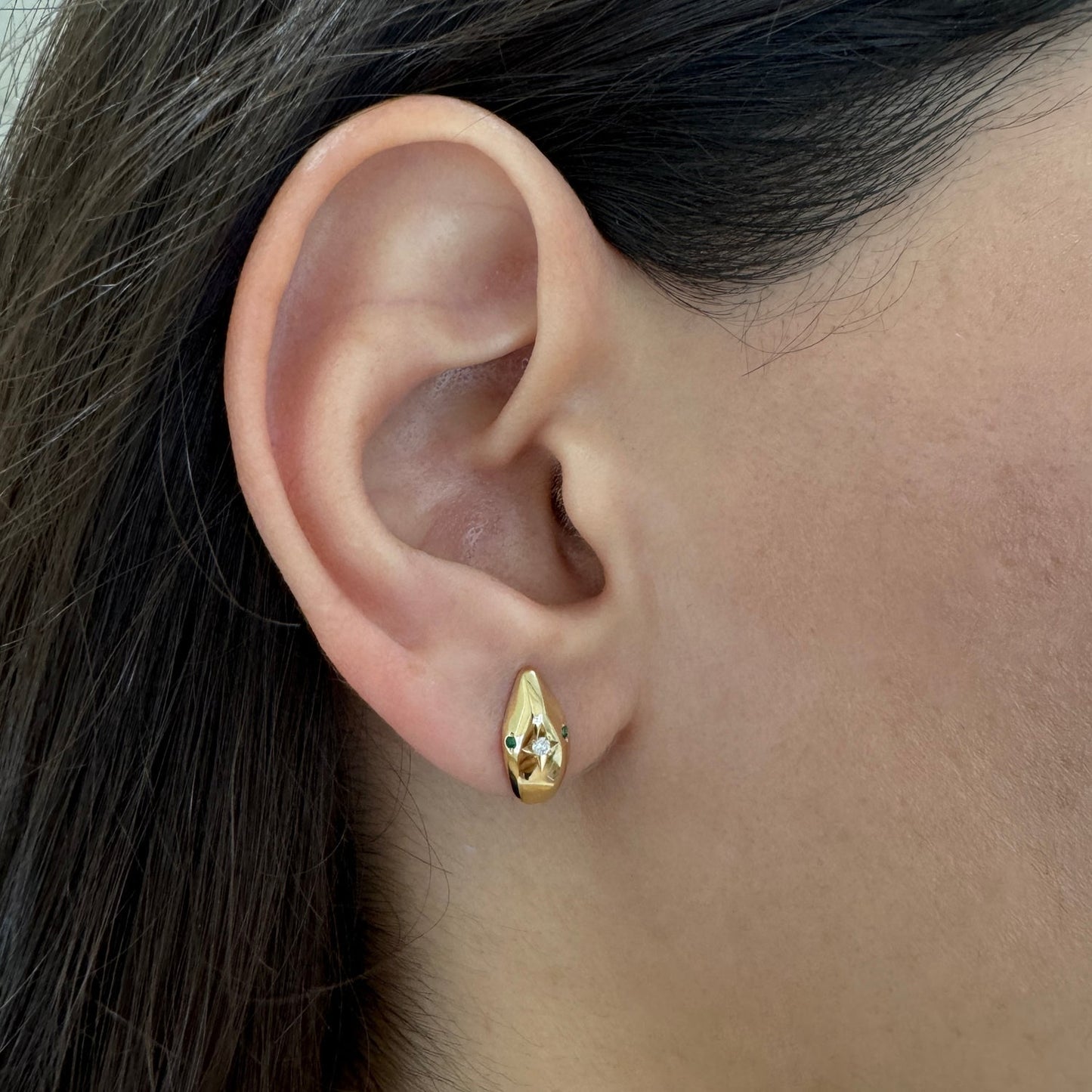 Serpentine Stud Earrings - Lotus Diamond