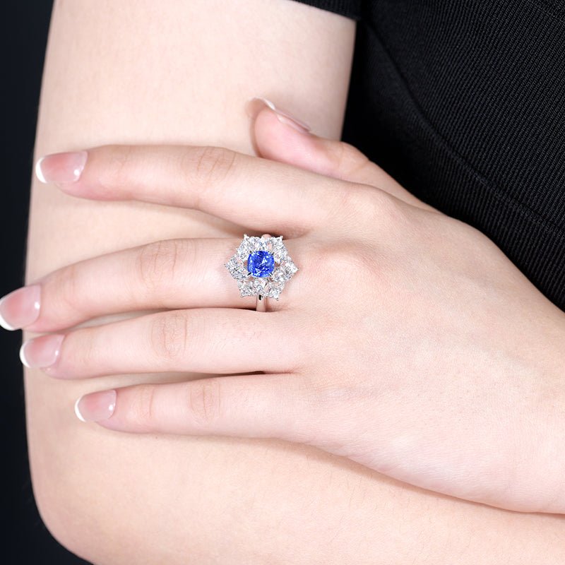 Sri Lanka natural cornflower sapphire - Lotus Diamond
