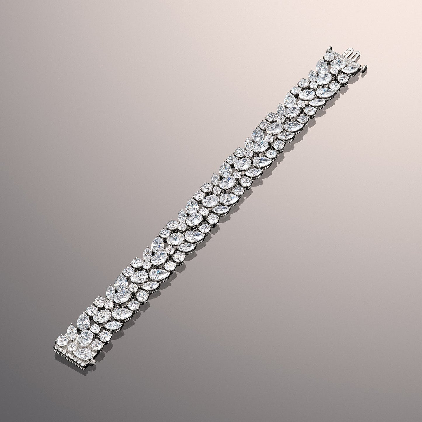 The Courbet Bracelet - Lotus Diamond