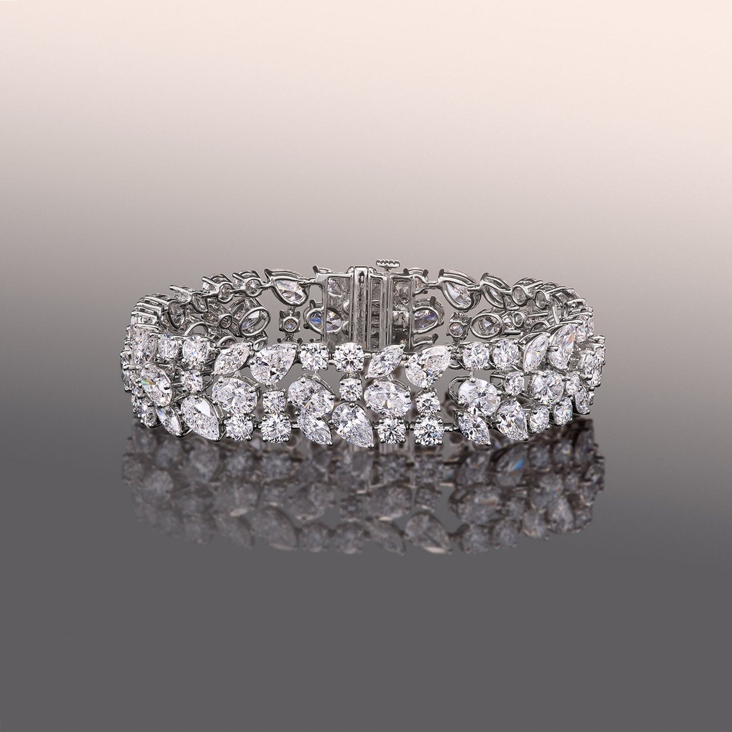 The Courbet Bracelet - Lotus Diamond