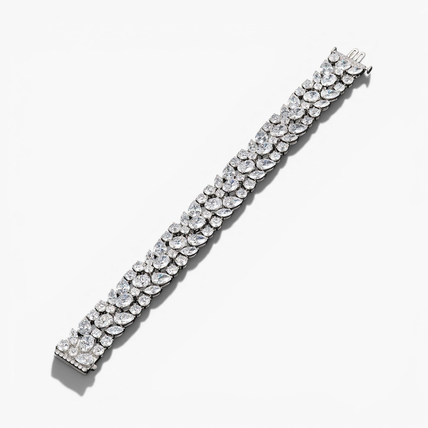 The Courbet Bracelet - Lotus Diamond