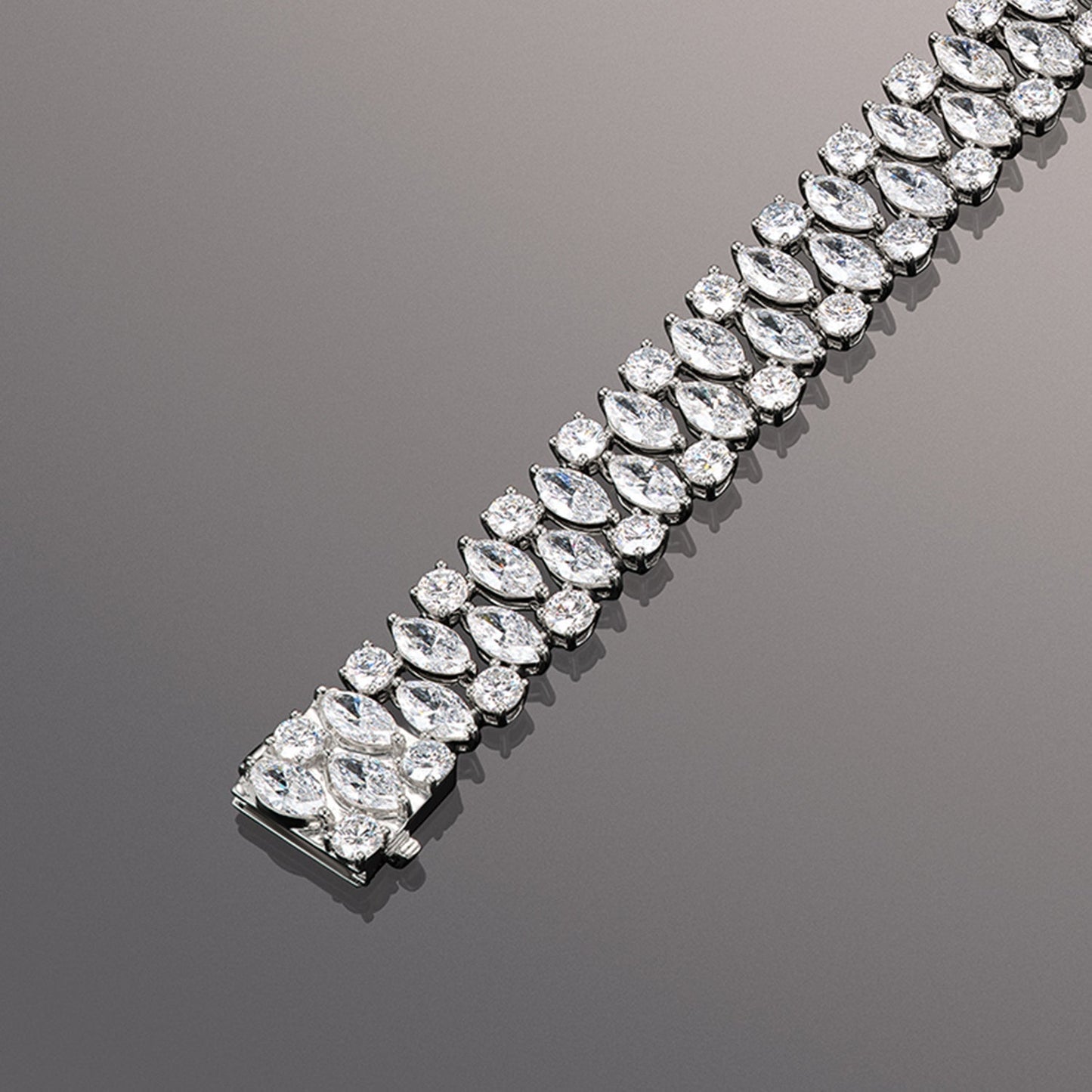 The Delaunay Bracelet - Lotus Diamond