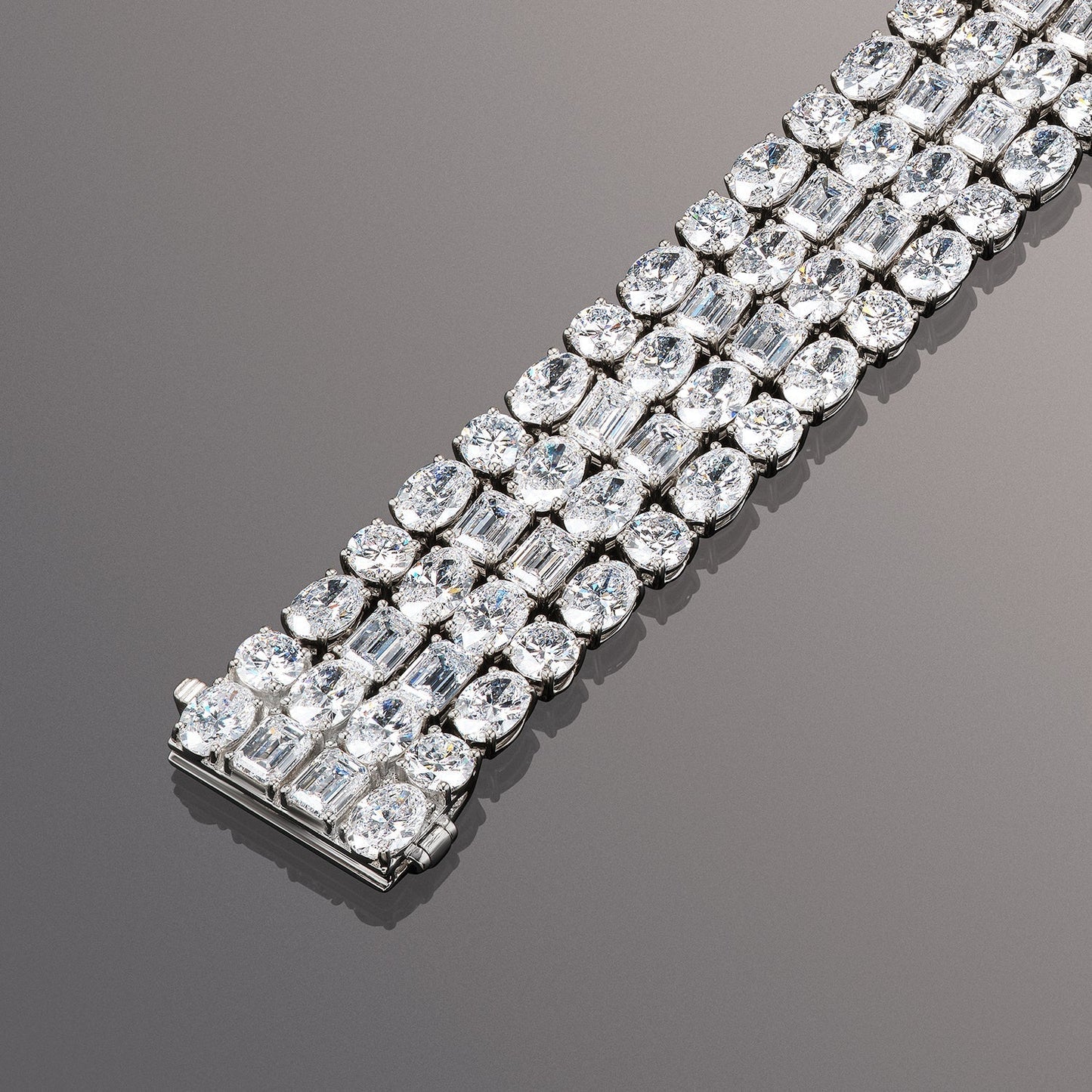 The Frost Bracelet - Lotus Diamond