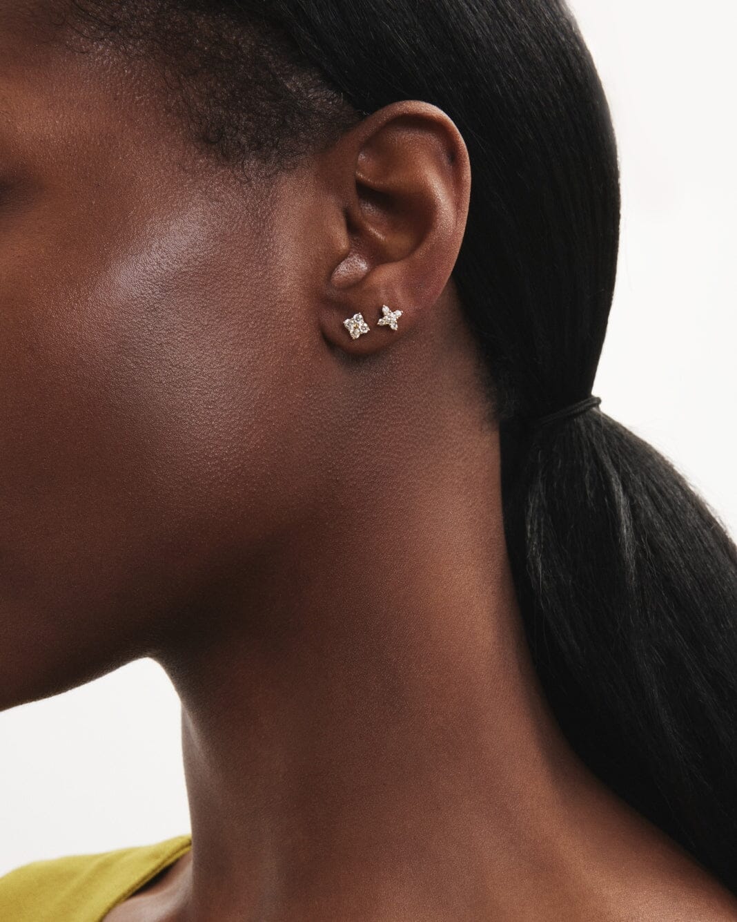 The Mini Quatrefoil Single Stud - Lotus Diamond