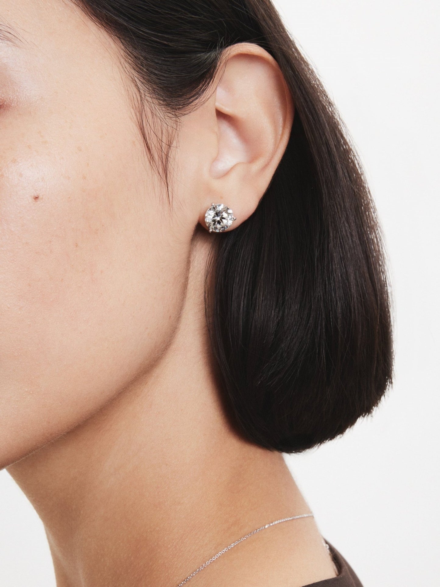 The Round Brilliant Solitaire Studs - Lotus Diamond
