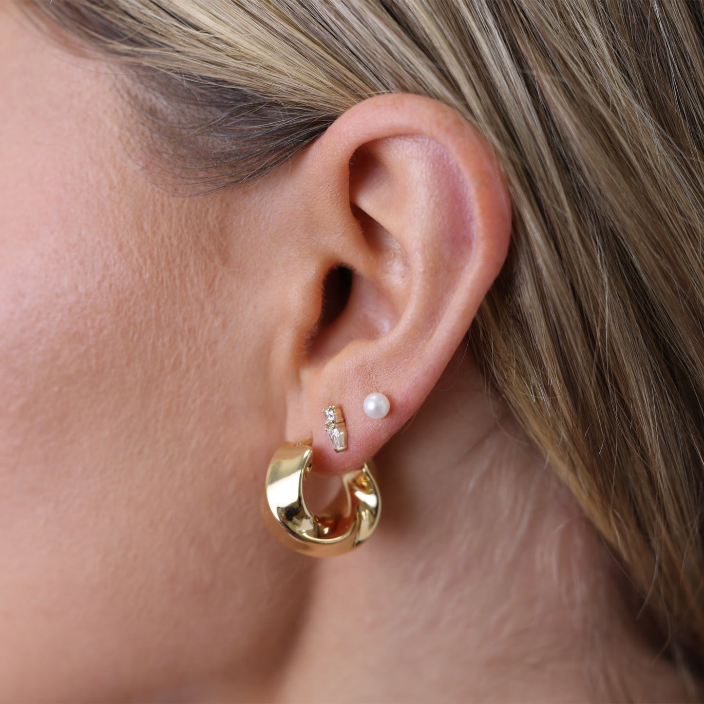 Thick Twist Hoop Earrings - Lotus Diamond