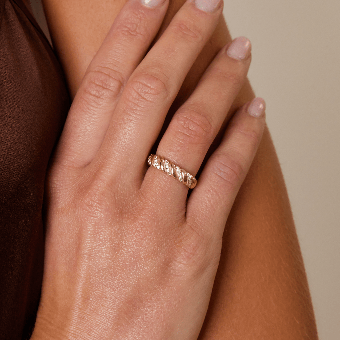Wide Diamond Twist Ring - Lotus Diamond