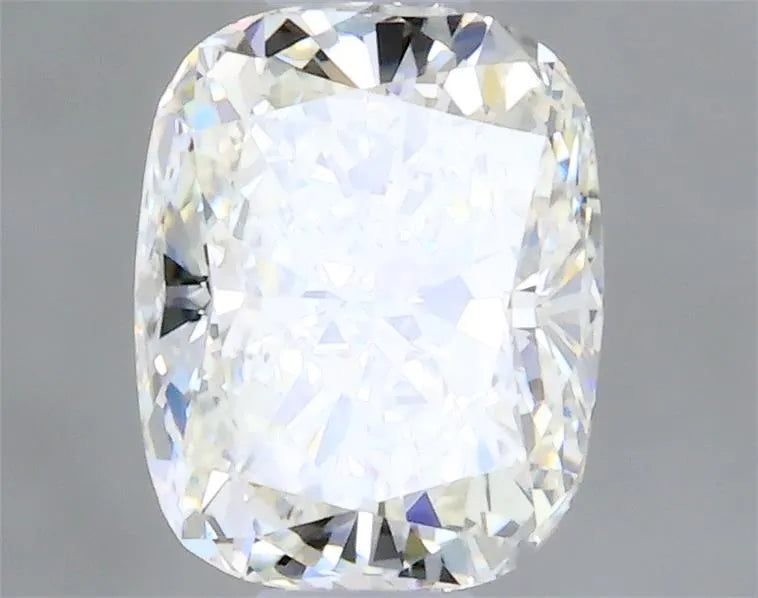 0.53ct Cushion brilliant Natural Diamond (Colour J, Clarity VVS1, GIA)