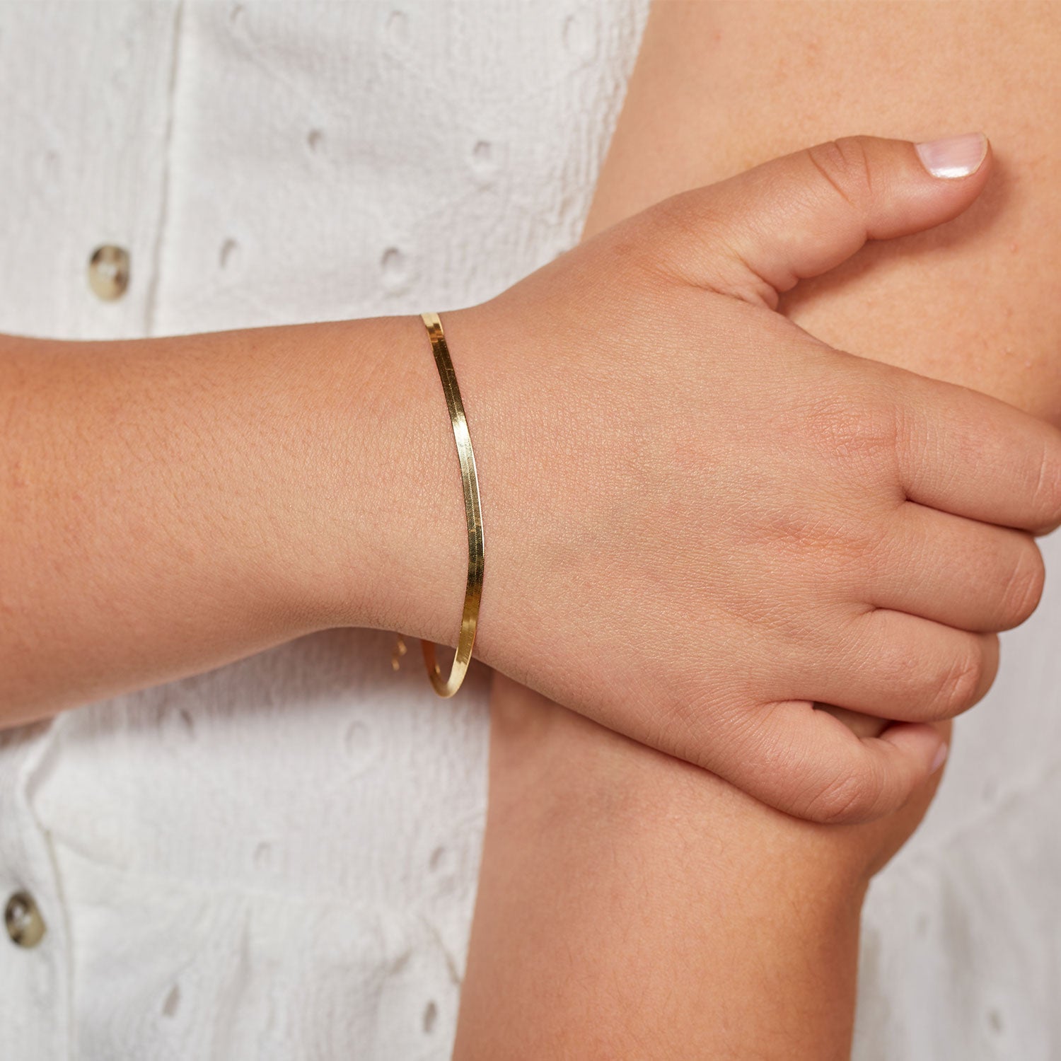 14K Gold Kids Thin Herringbone Bracelet - Lotus Diamond