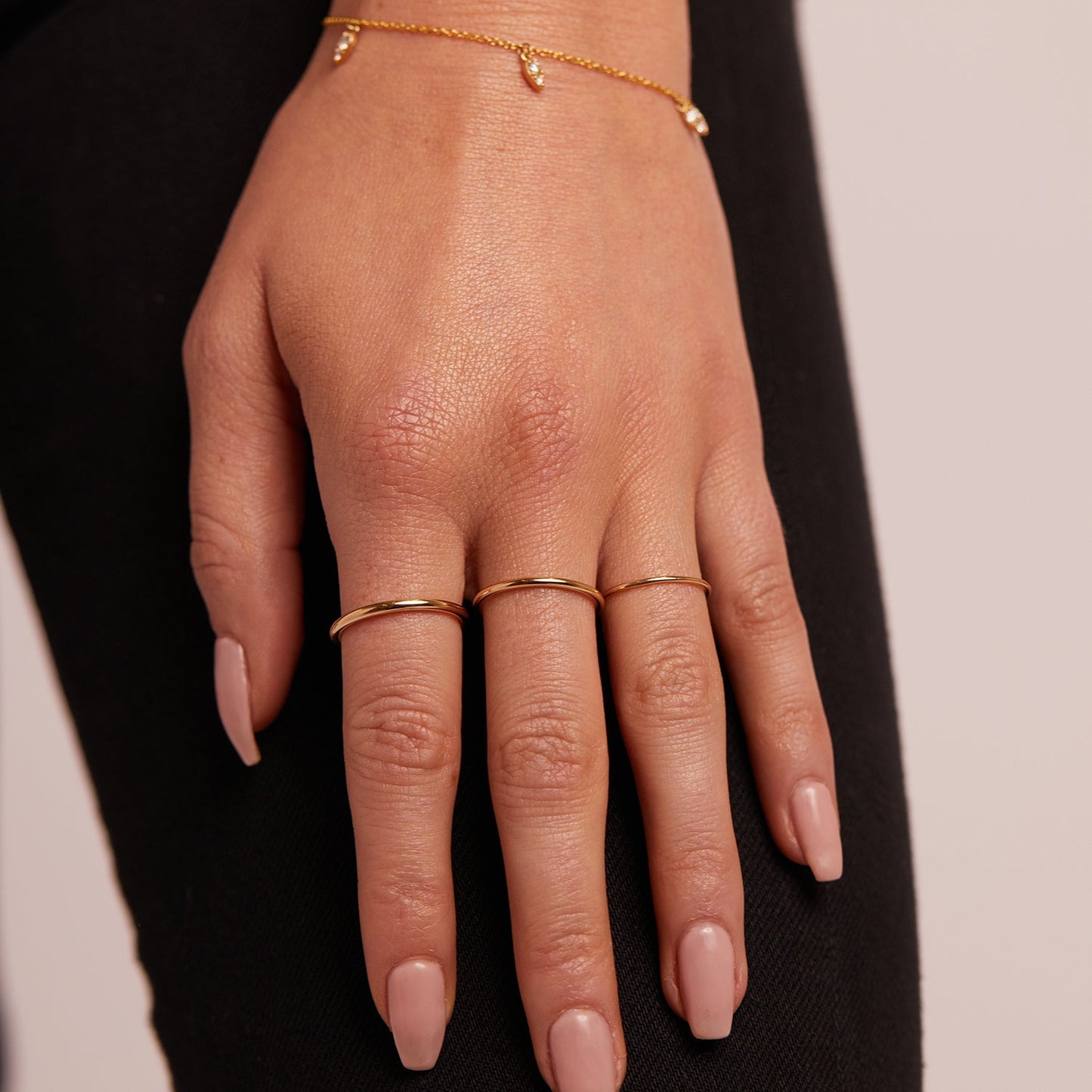 1.6mm Round Wire Stacking Band - Lotus Diamond