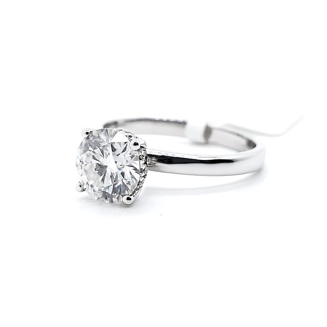 18K 4-Prongs w Diamond Bottom Lotus Diamond