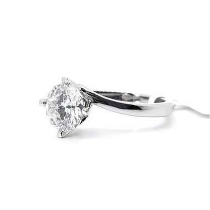 18K 4Prongs Twist Lotus Diamond