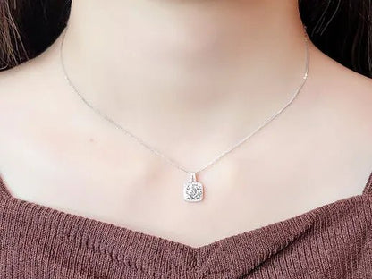 18K Diamond Pendant - Lotus Diamond