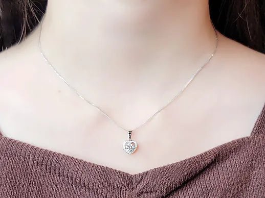 18K Diamond Pendant - Lotus Diamond
