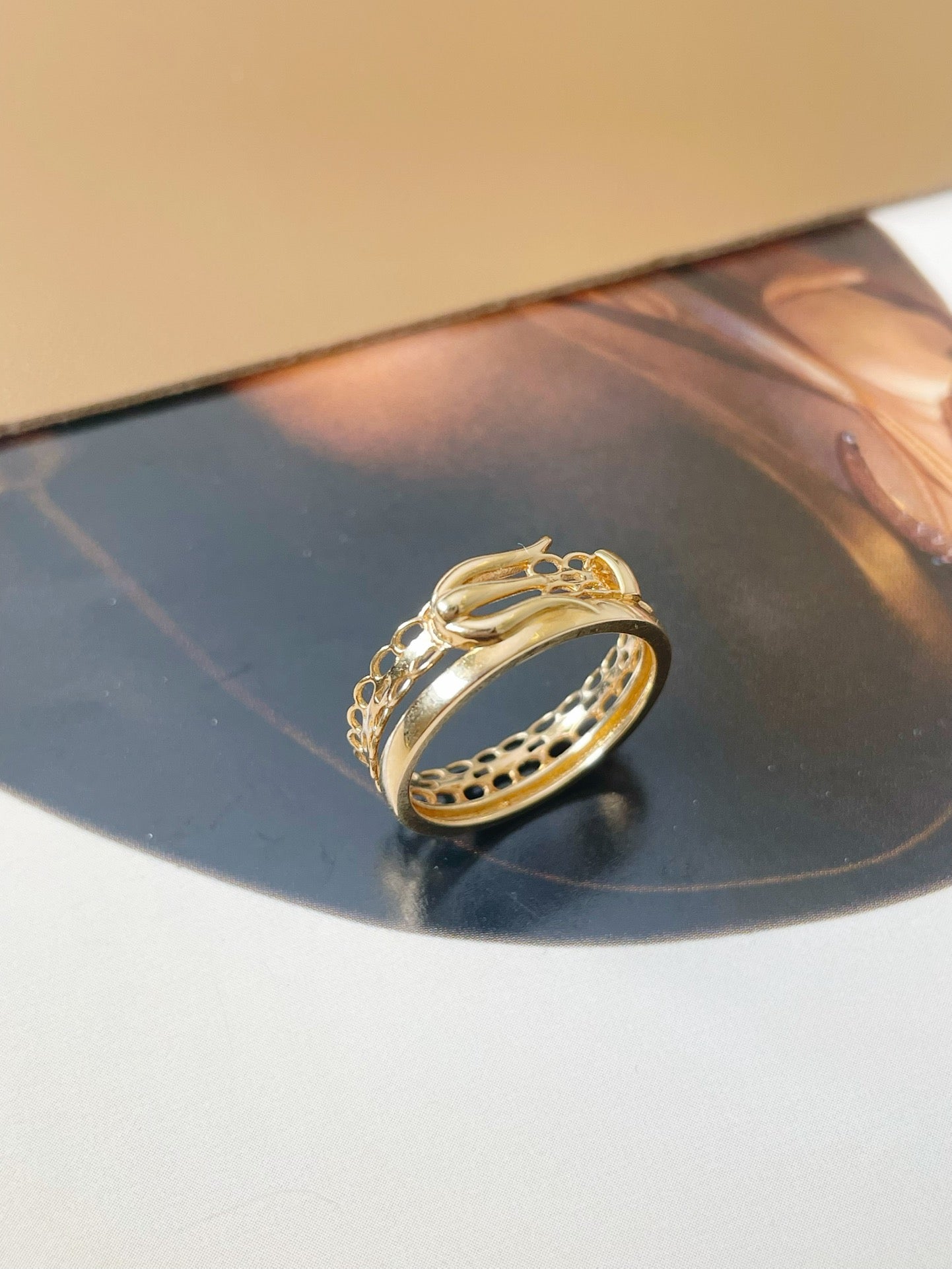18k gold High street vintage belt buckle ring - Lotus Diamond