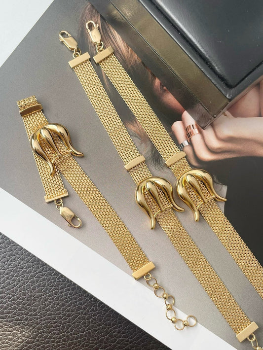 18K Italian belt-style bracelet! Lotus Diamond