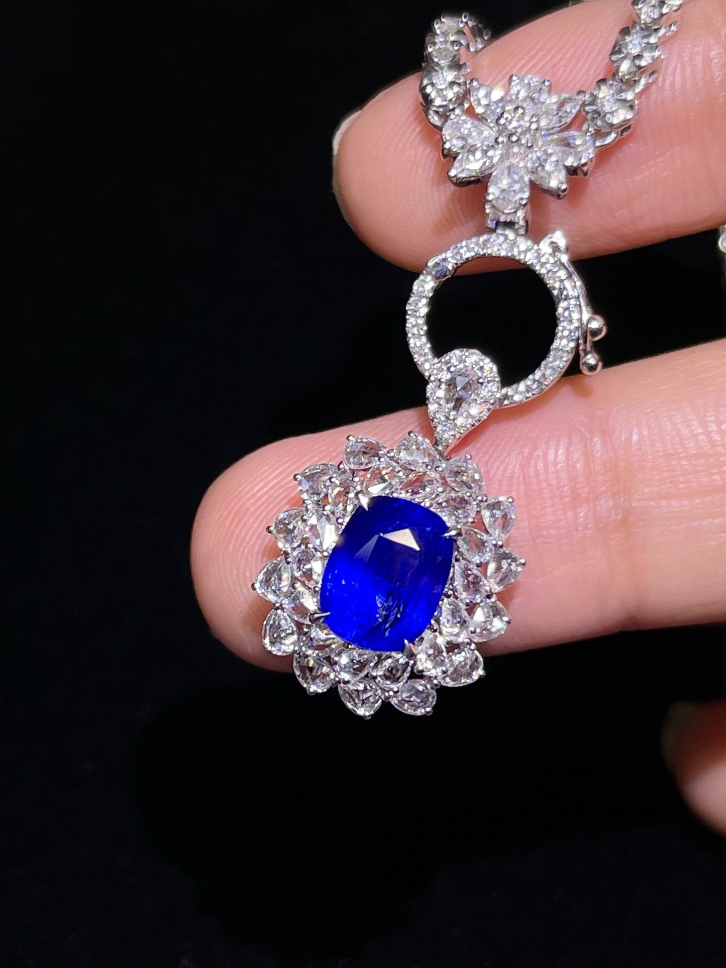 3.06 Carat Natural Sapphire Ring/Pendant