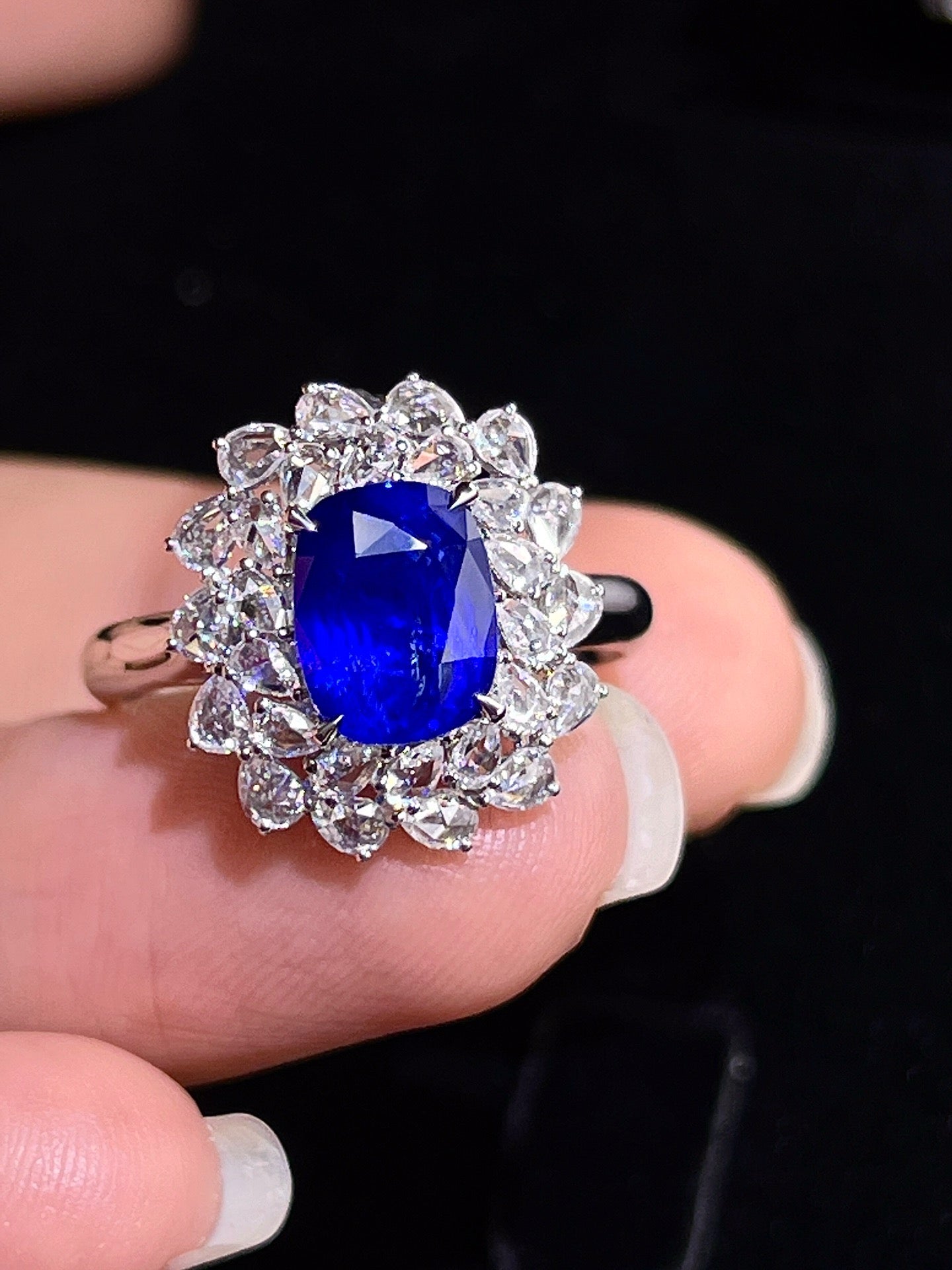 3.06 Carat Natural Sapphire Ring/Pendant