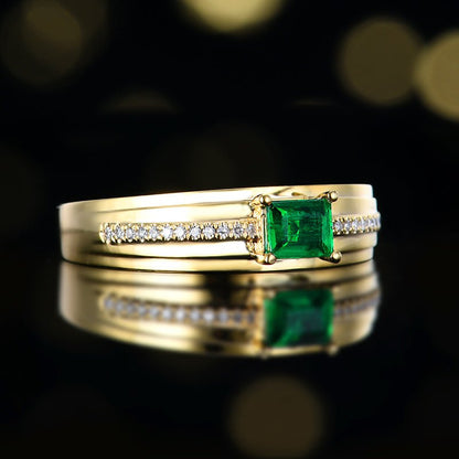 Afghan natural emerald ring - Lotus Diamond